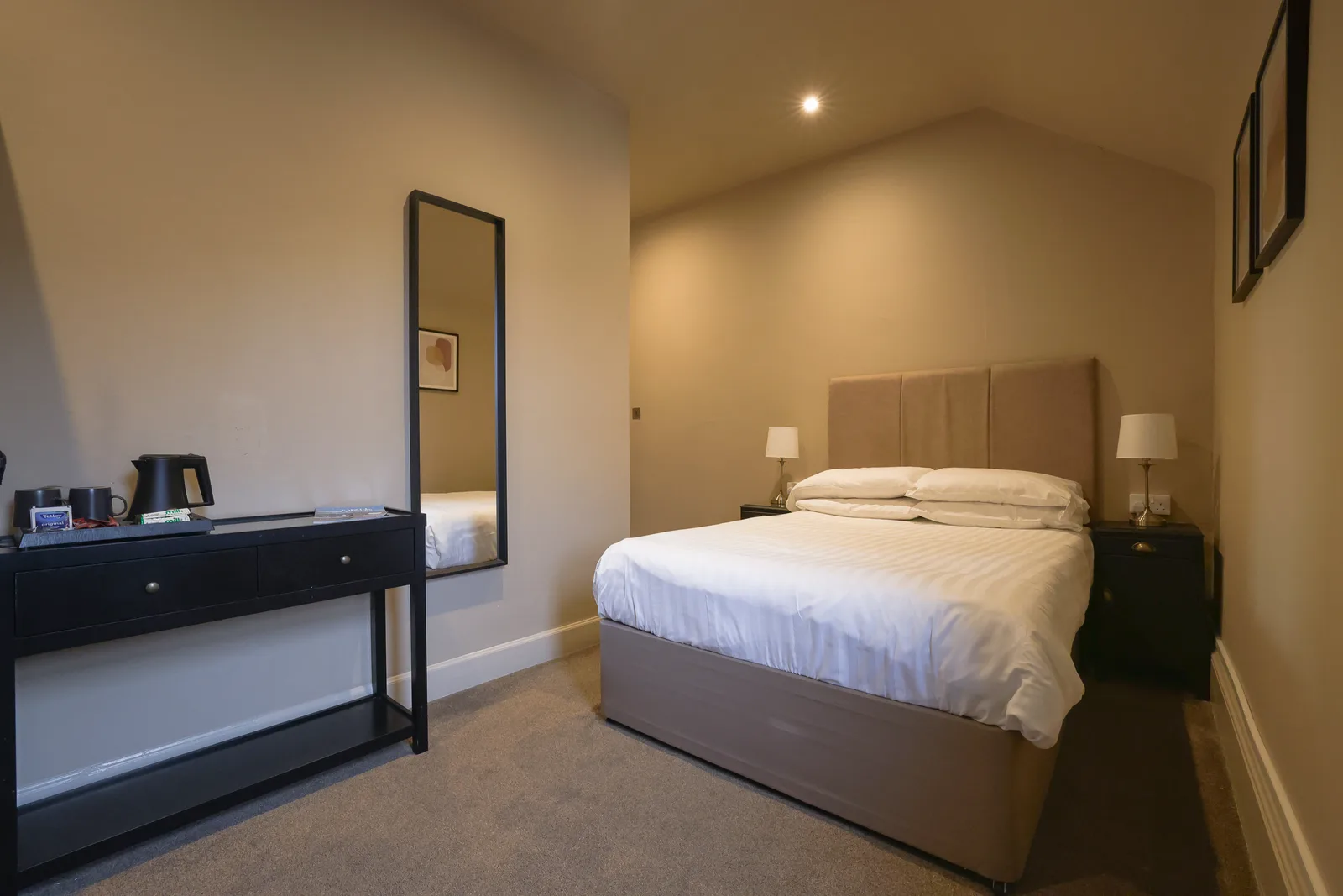 Room Ten